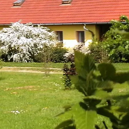 Tokert Vendeghaz Apartamento