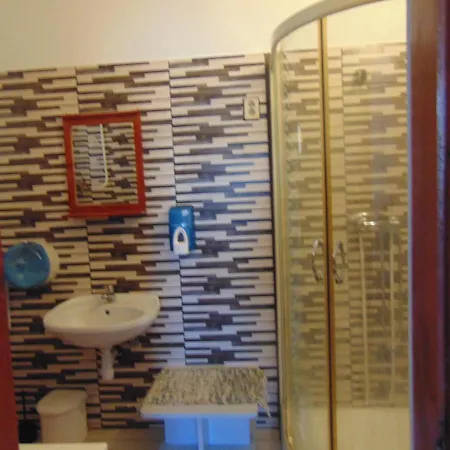 Apartment Tokert Vendeghaz *