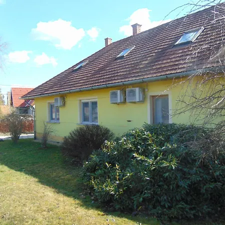 Apartment Tokert Vendeghaz Oriszentpeter