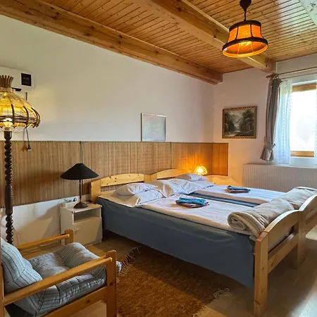 Tókert Apartamento *